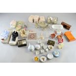 Collection of doll's furniture and accessories, Provenance:  From a single owner collection of