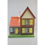 1970's doll's house, Provenance:  From a single owner collection of over 300 dolls including: Armand