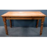 Pine kitchen table on four turned legs, 79cm x 151cm x 86cm