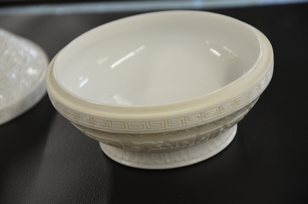 Chinese white glass bowl and cover with j'ui  fungus finial and moulded scrolling decoration, - Image 5 of 5