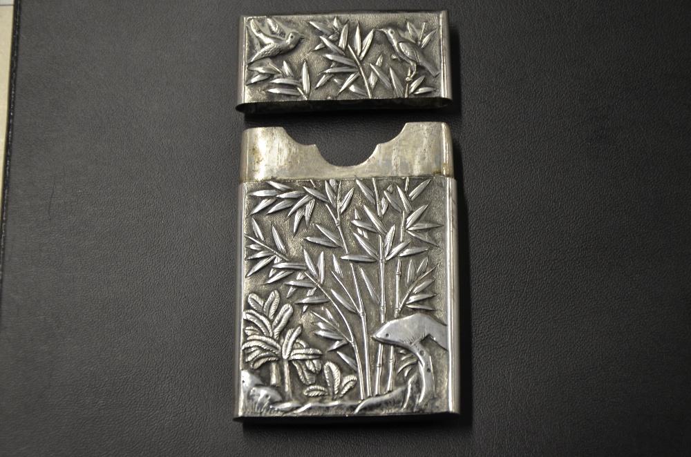 Late 19th/ early 20th century Chinese silver card case with a slip cover, embossed scenes of figures - Image 6 of 6