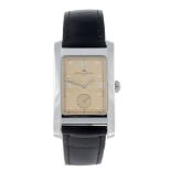 BAUME & MERCIER - a gentleman's Hampton wrist watch. Stainless steel case. Reference MV045063,