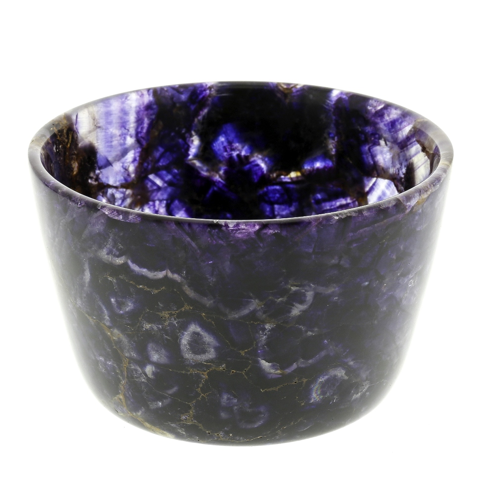 A Blue John bowl. Treak Cliff Blue Vein Of steep-sided circular form with good zig-zag veining and