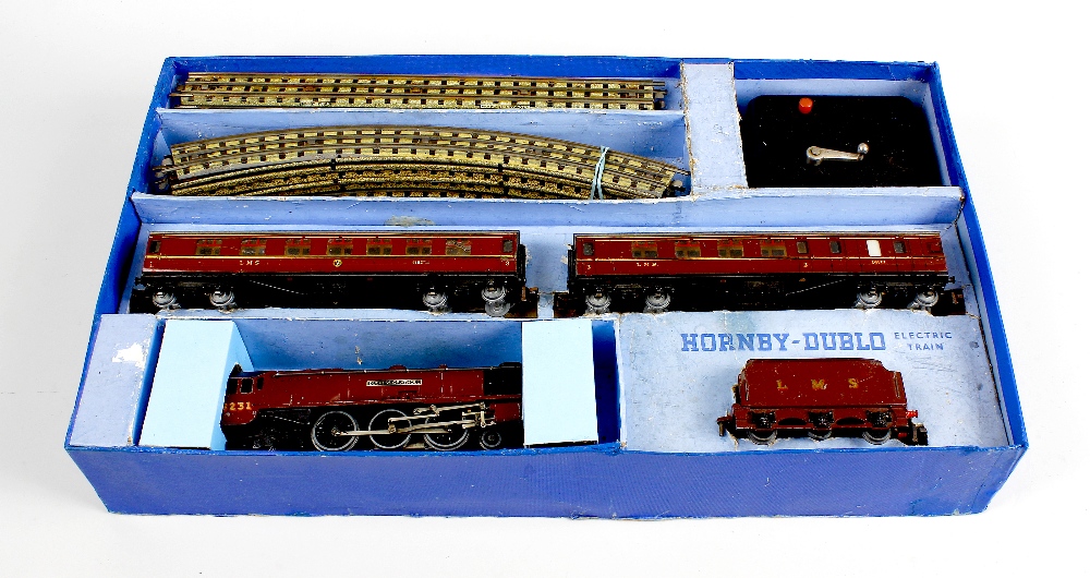 A Hornby Dublo 'Duchess of Atholl' electric passenger model train set in original box. (Box A/F).