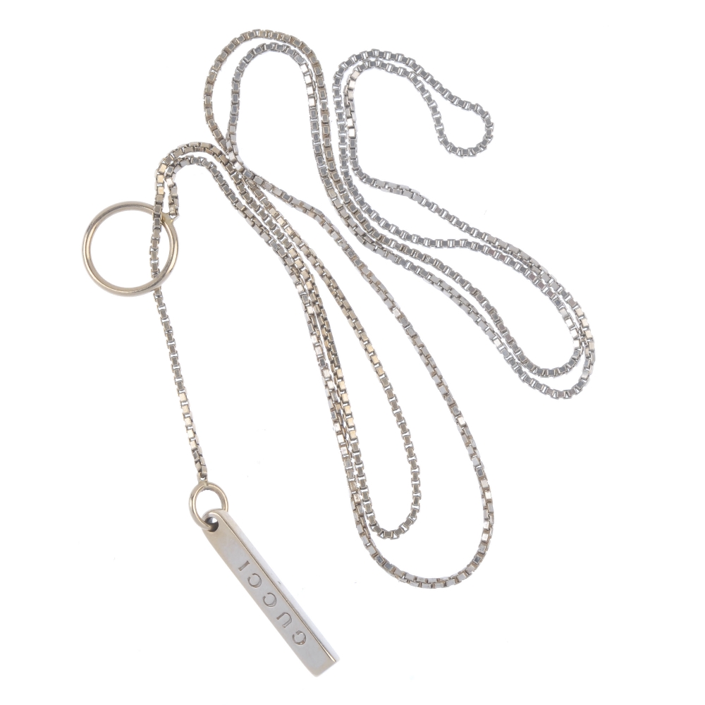 GUCCI - a lariat. The box-link chain with hoop and bar terminal. Signed Gucci. Italian marks. Length - Image 2 of 2