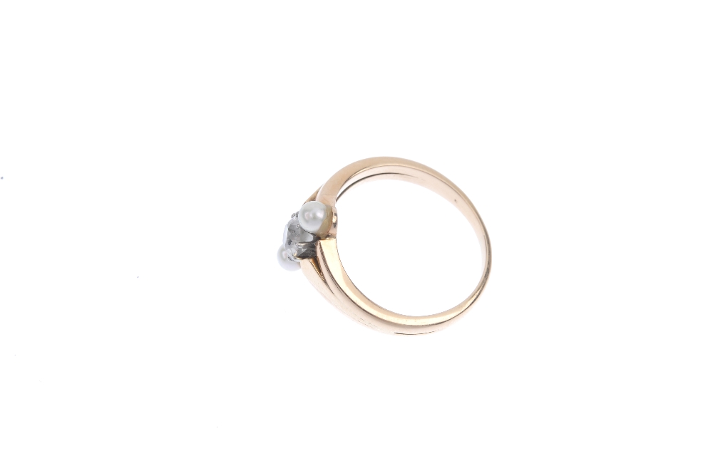 An early 20th century gold diamond and cultured pearl ring. The old-cut diamond and cultured pearl - Image 3 of 4