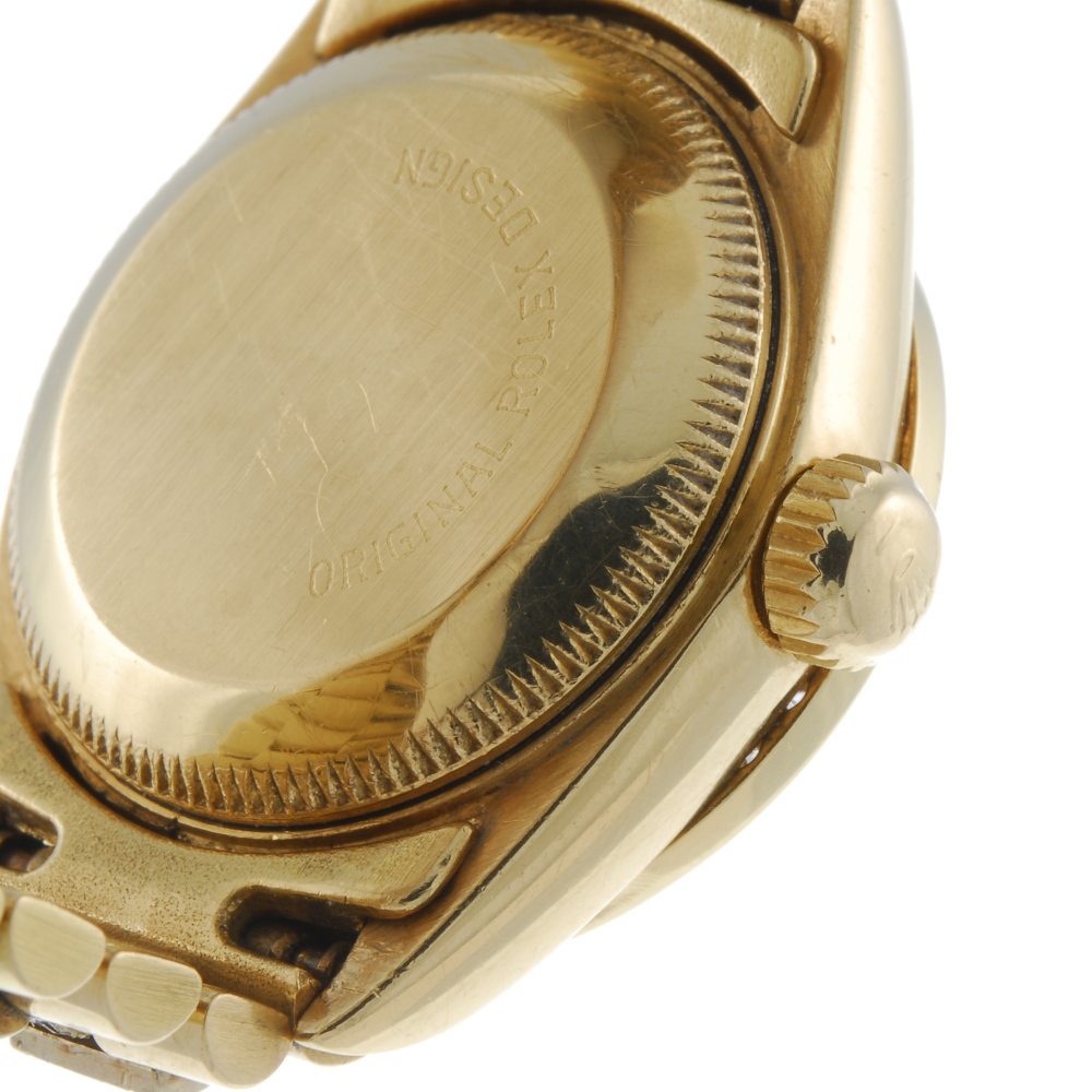 ROLEX - a lady's Oyster Perpetual Datejust bracelet watch. Circa 1988. 18ct yellow gold case with - Image 2 of 4