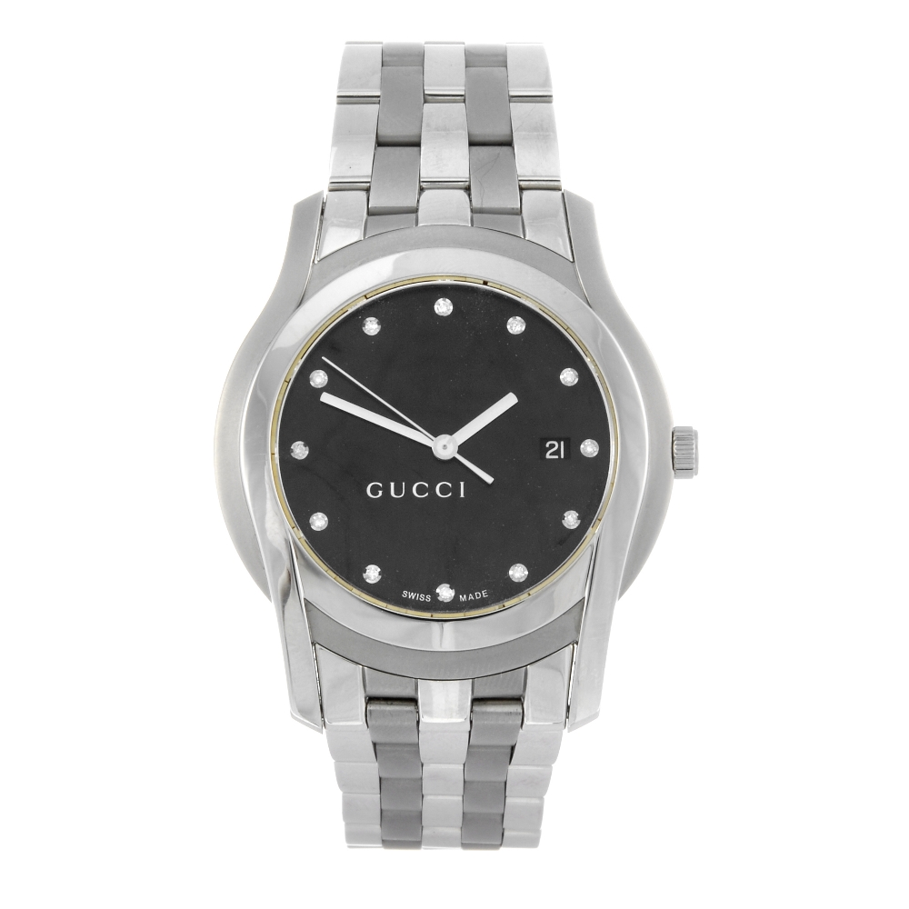 GUCCI - a gentleman's 5500XL bracelet watch. Stainless steel case. Numbered 12081715. Signed