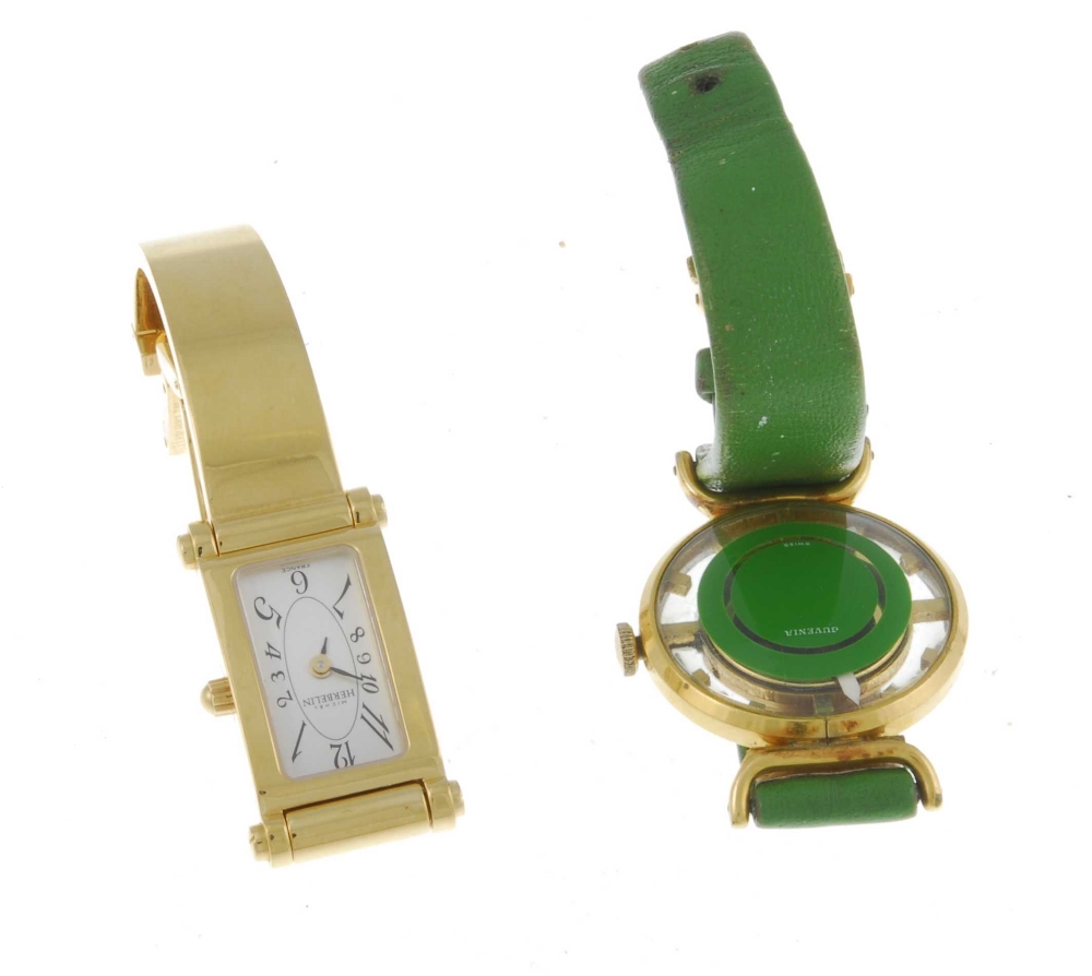 GUCCI - a lady's 11/12.2 bracelet watch. Bi-colour case. Numbered 1185629. Signed quartz movement. - Image 3 of 4