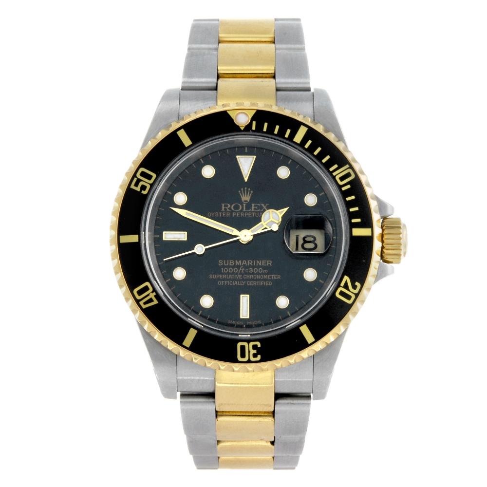 ROLEX - a gentleman's Oyster Perpetual Date Submariner bracelet watch. Circa 2001. Stainless steel