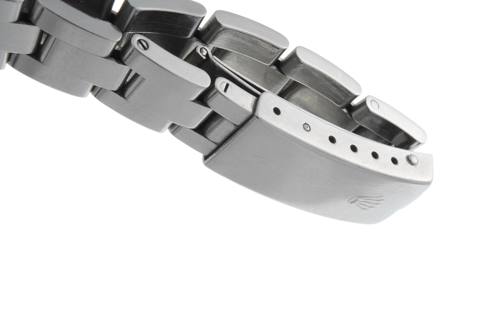 ROLEX - a lady's Oyster Perpetual Date bracelet watch. Circa 1984. Stainless steel case. Reference - Image 4 of 4