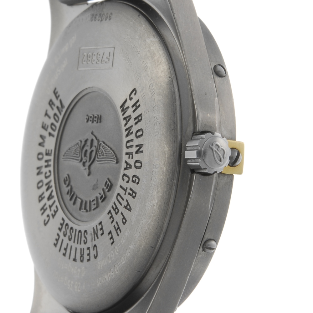 BREITLING - a gentleman's Professional Aerospace wrist watch. Titanium case with calibrated bezel. - Image 3 of 4