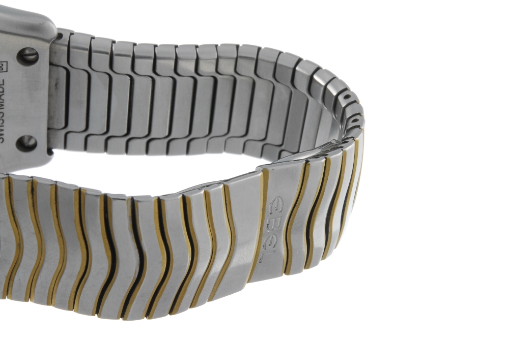 EBEL - a gentleman's Classic Wave bracelet watch. Stainless steel case with yellow metal bezel. - Image 4 of 4