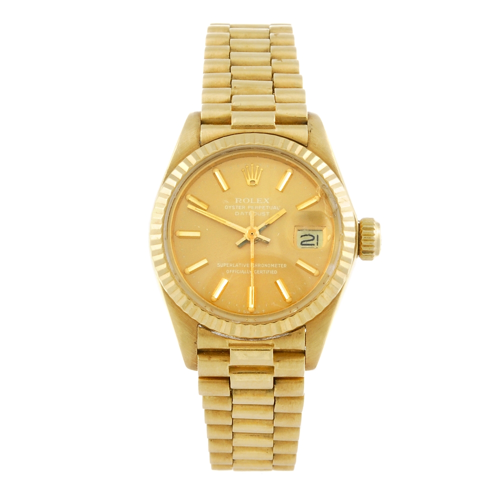 ROLEX - a lady's Oyster Perpetual Datejust bracelet watch. Circa 1978. 18ct yellow gold case with