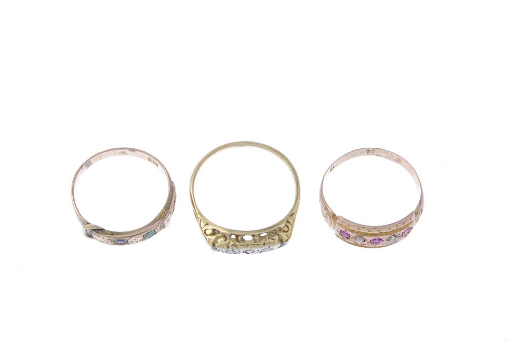 A selection of three early 20th century 9ct gold rings. To include an Edwardian ruby and diamond - Image 2 of 3