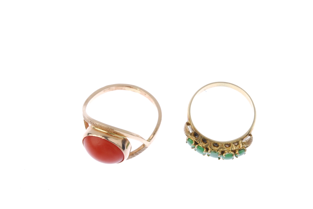 A coral ring and a jade ring. The first designed as an oval coral cabochon, within a tapered - Image 2 of 3