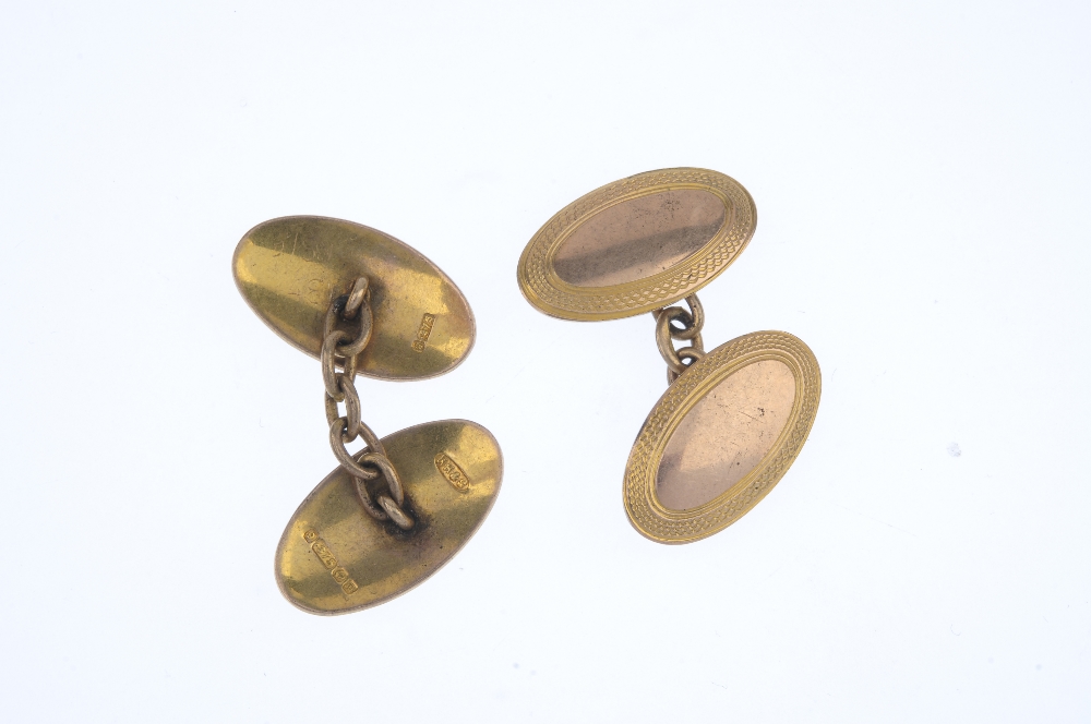 Two pairs of early 20th century 9ct gold cufflinks. The first pair designed as two oval-shape - Image 3 of 3