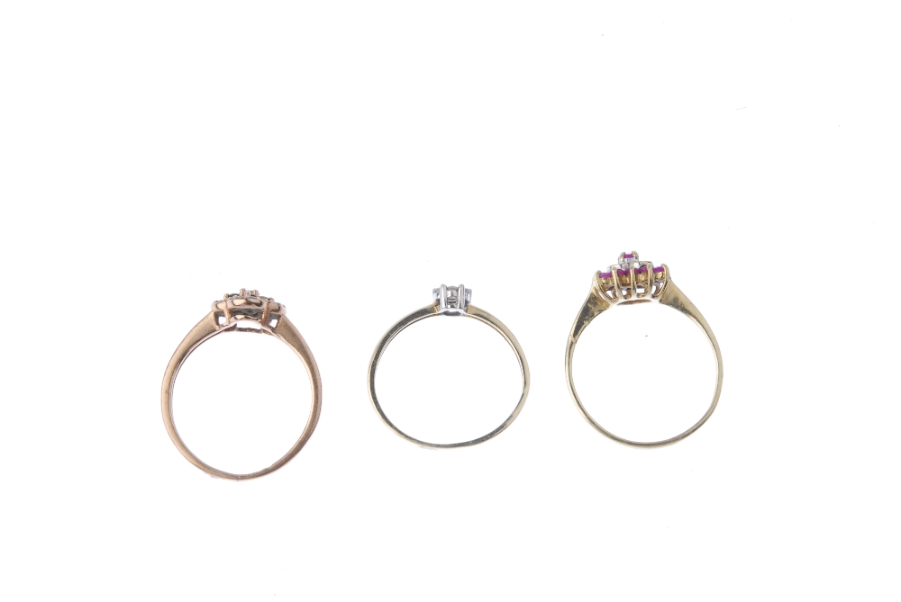 A selection of three 9ct gold diamond and gem-set rings. To include a colour-treated diamond and - Image 4 of 4