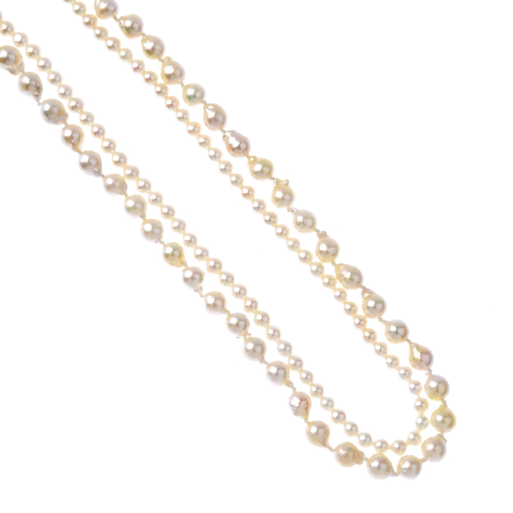 Two single-row cultured pearl necklaces, to the push piece clasp. One with hallmarks for 9ct gold.