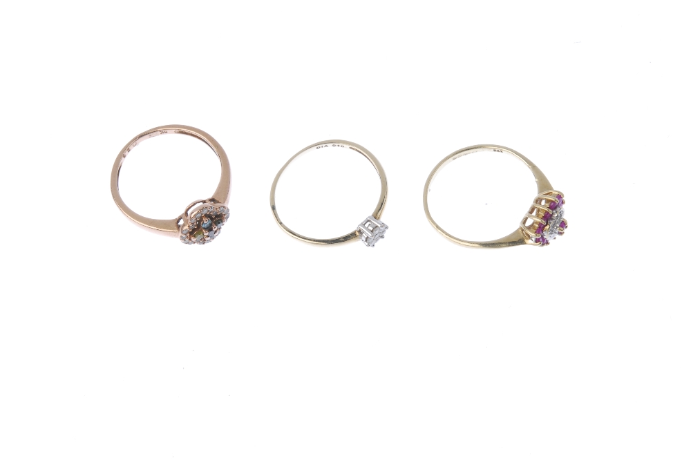 A selection of three 9ct gold diamond and gem-set rings. To include a colour-treated diamond and - Image 3 of 4