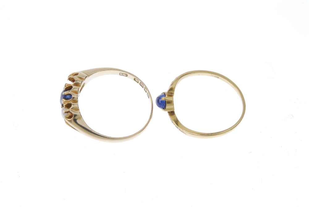 Two 18ct gold sapphire and gem-set dress rings. To include an oval-shape sapphire and split pearl - Image 3 of 4