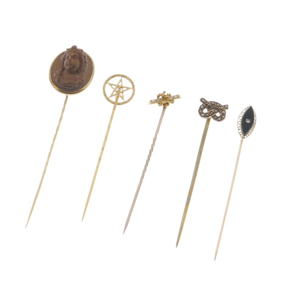 Five stickpins. To include a lava cameo with the portrait of a lady, together with another, the five - Image 2 of 3