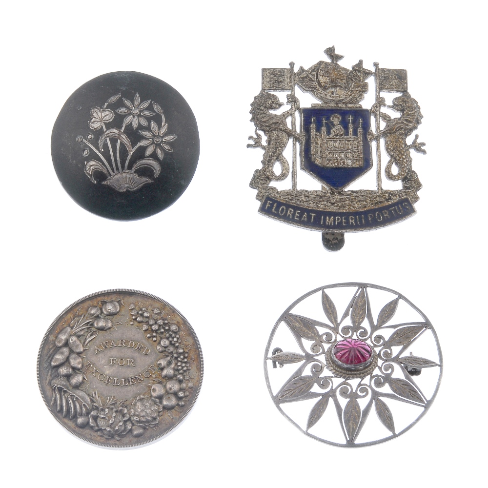 A selection of silver and white metal jewellery. To include filigree jewellery, an enamel ring,