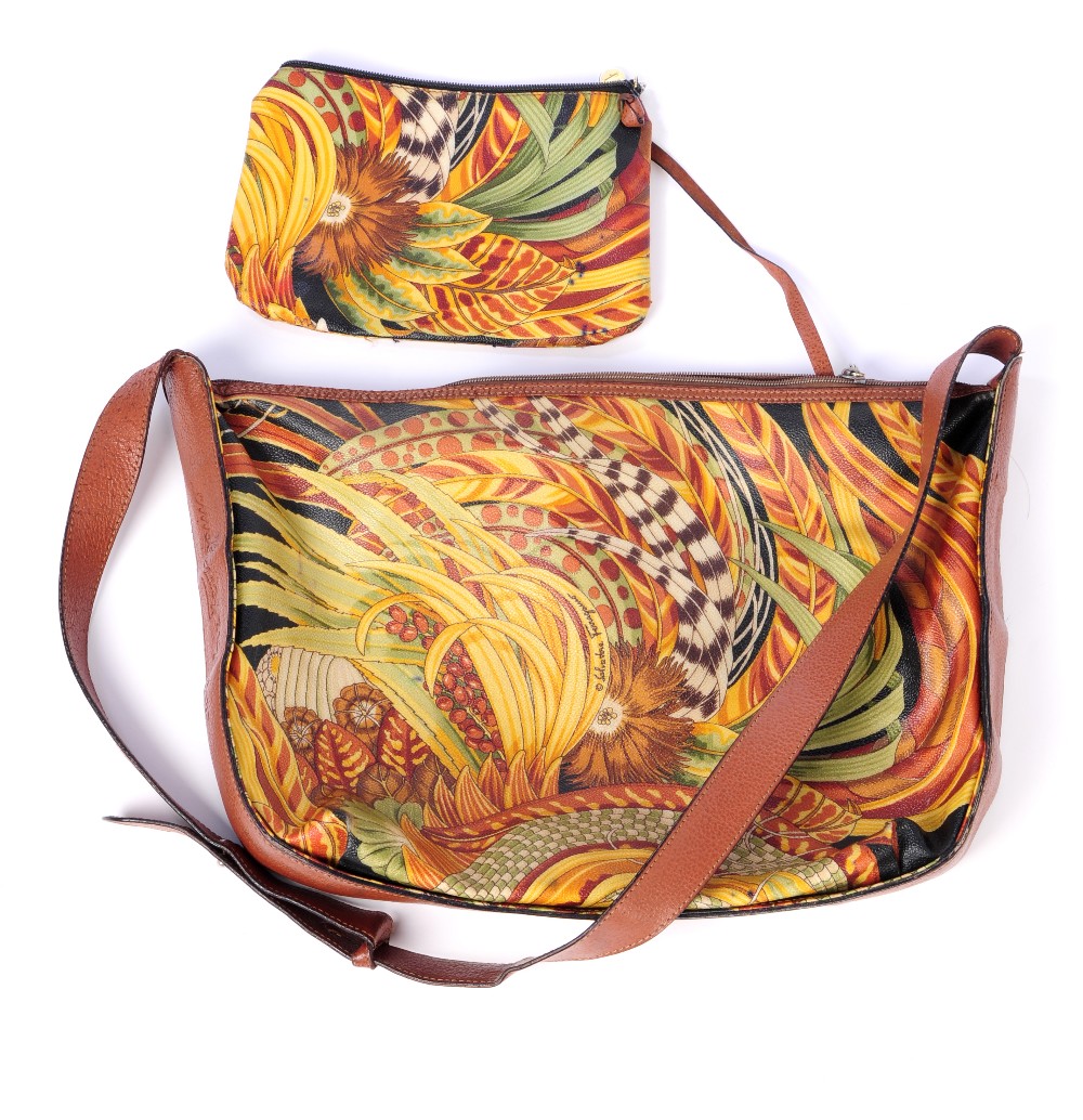 SALVATORE FERRAGAMO - a handbag with interior purse. Designed with a printed jungle motif - Image 4 of 4