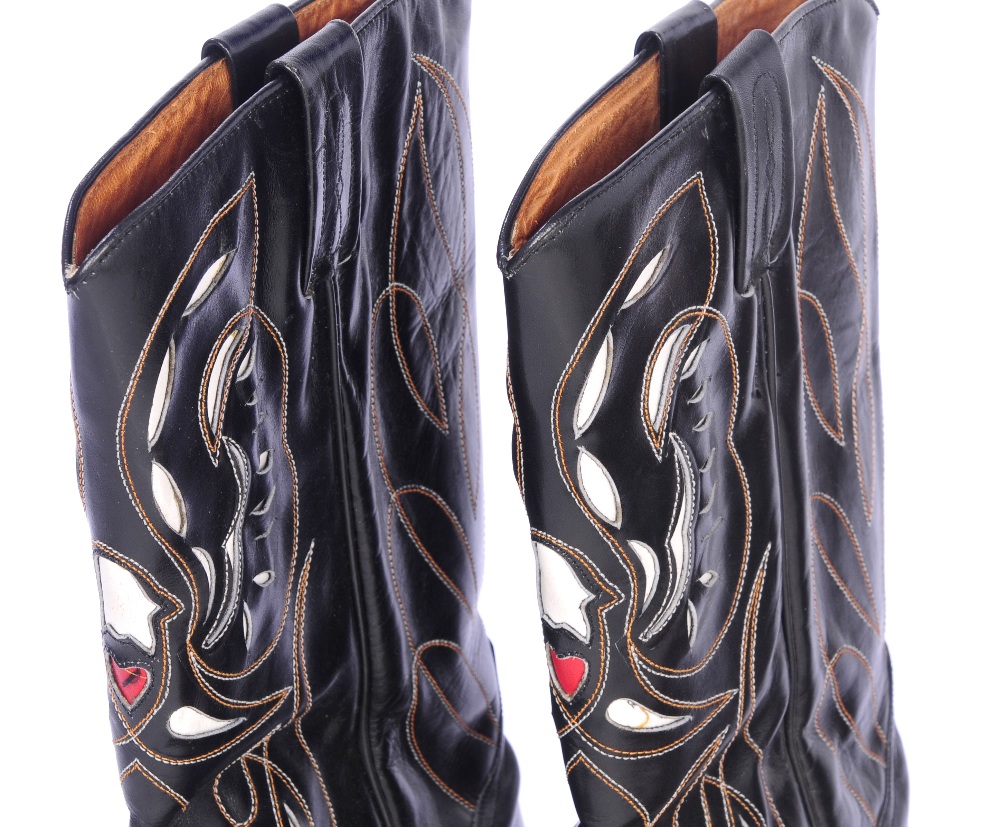Two pairs of leather cowboy boots. To include a black pair by Tony Mora and a similar tan coloured - Image 2 of 6