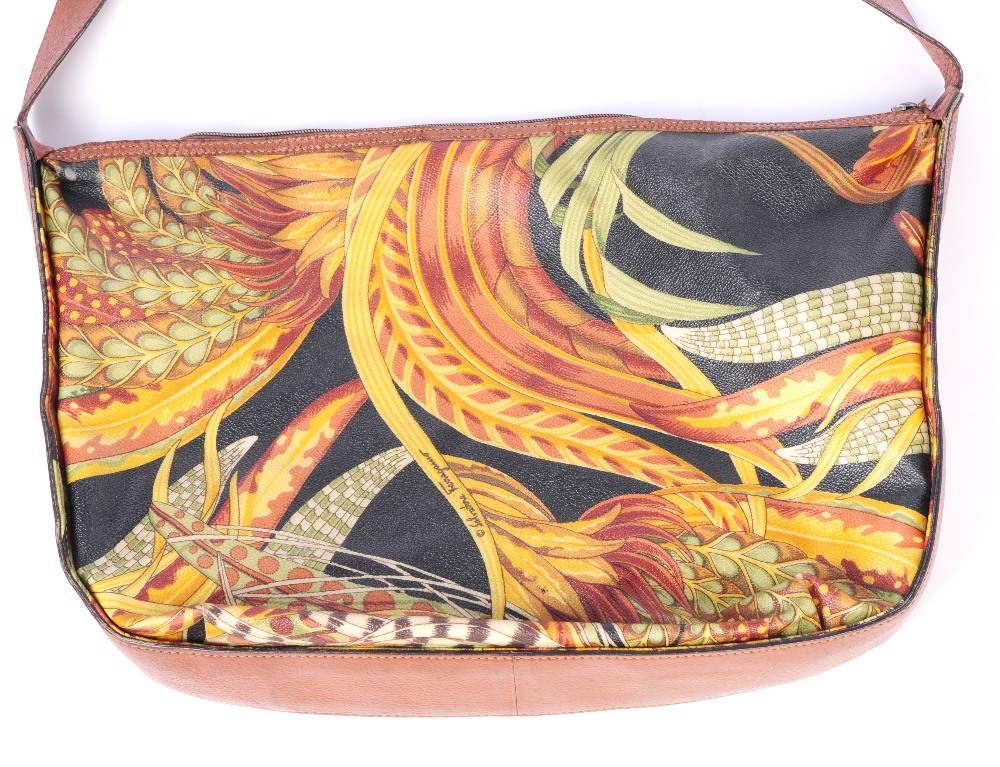 SALVATORE FERRAGAMO - a handbag with interior purse. Designed with a printed jungle motif - Image 2 of 4