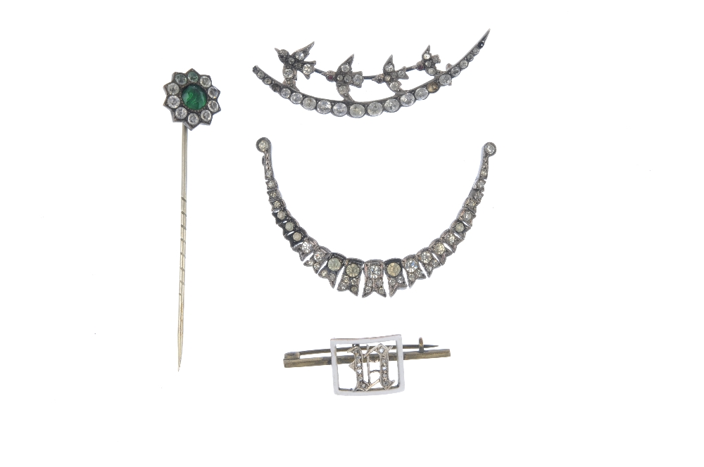 A selection of mainly early to mid 20th century paste jewellery. To include a bar brooch with - Image 3 of 3