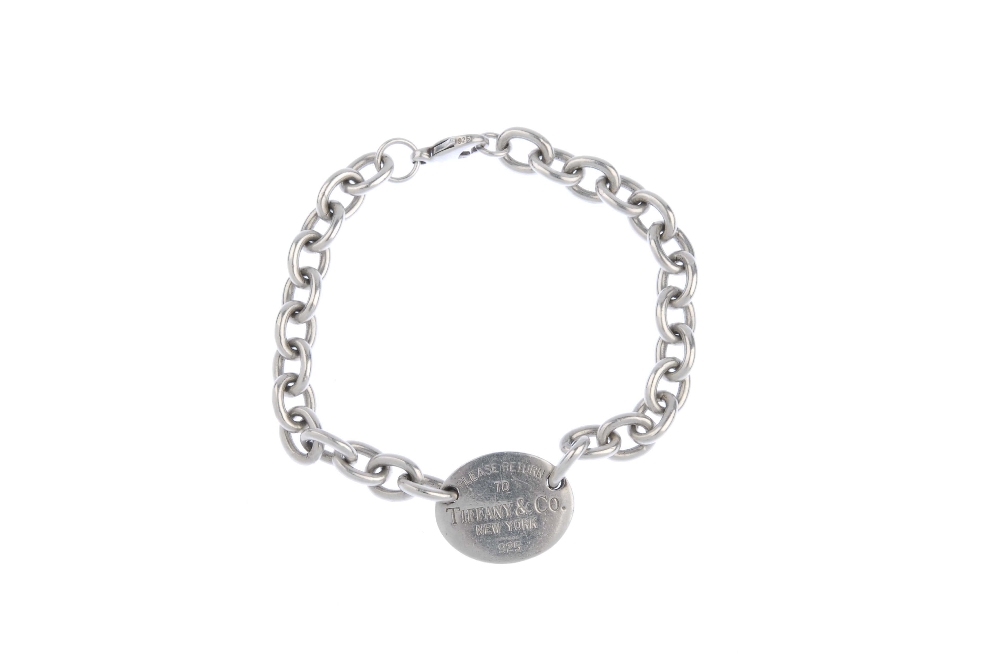 TIFFANY & CO. - a bracelet. Designed as a central oval panel with 'Please return to Tiffany & Co. - Image 3 of 3