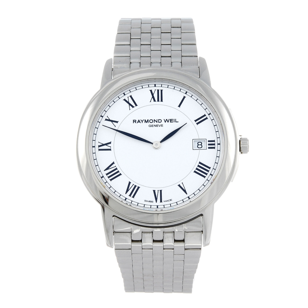 RAYMOND WEIL - a gentleman's Tradition bracelet watch. Stainless steel case. Reference 5466,