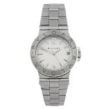 BULGARI - a lady's Diagono bracelet watch. Stainless steel case. Reference DG 29 S, serial O0113.