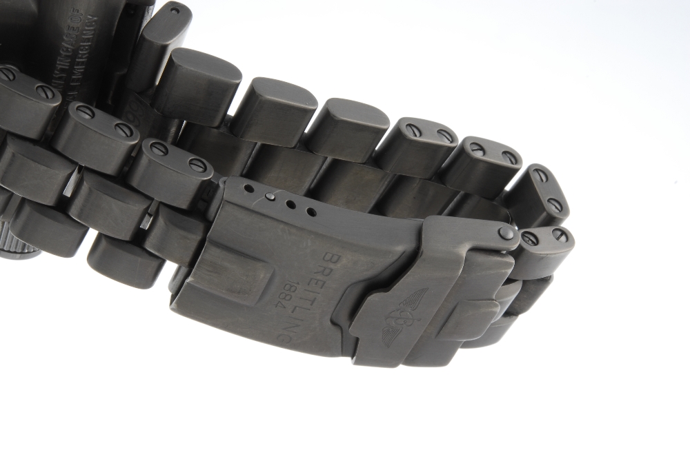 BREITLING - a gentleman's Emergency Superquartz bracelet watch. Titanium case with calibrated bezel. - Image 4 of 4