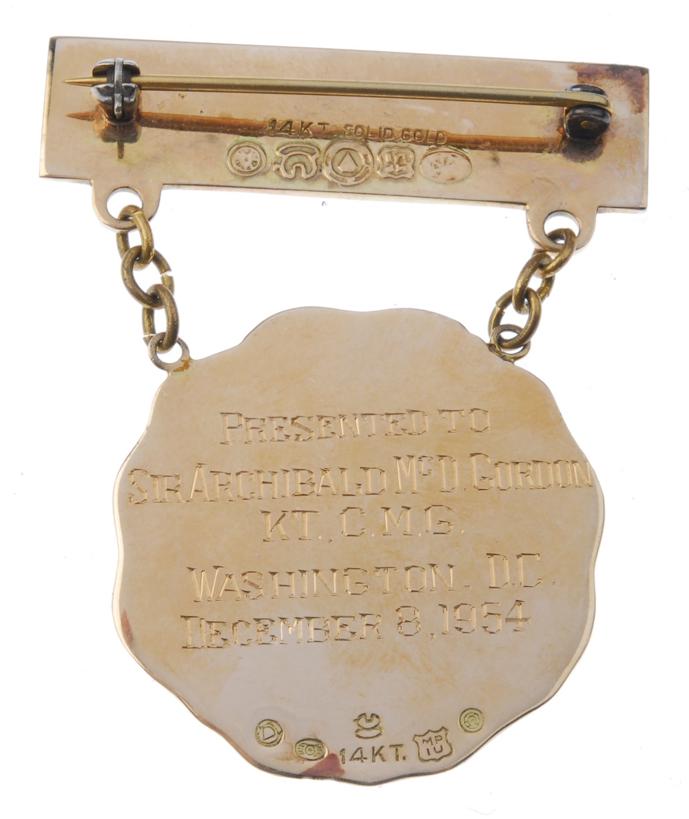 American Federation of Labor, Delegate badge, stamped 14kt, central enamel plaque and presentation - Image 2 of 4