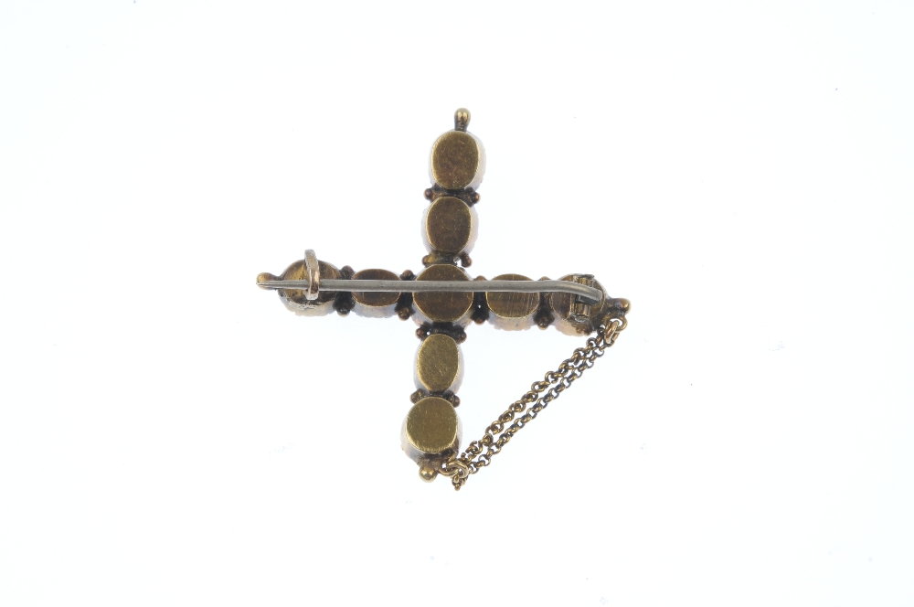 A mid 19th century gold multi-gem cross brooch, circa 1840. Designed as two crossed lines of various - Image 3 of 4