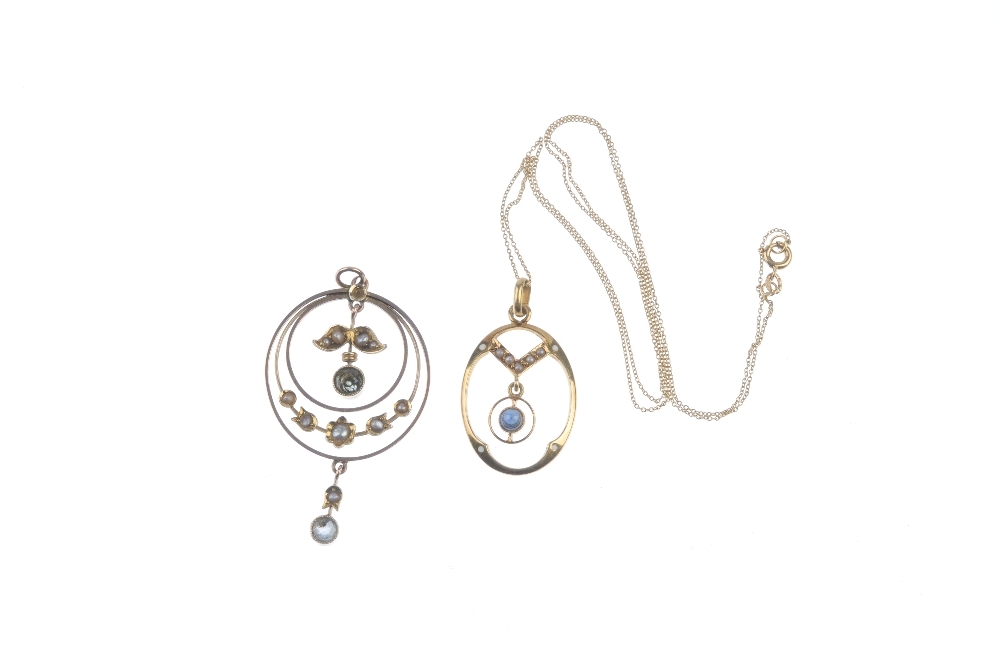 Two gem-set pendants. To include an early 20th century gold openwork pendant with aquamarine foliate - Image 2 of 2