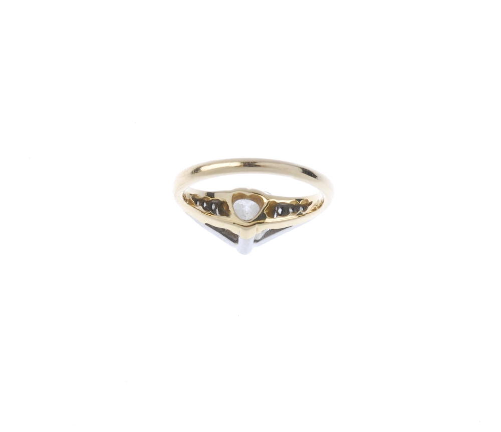 (187921) An 18ct gold diamond single-stone ring. The heart-shape diamond to the graduated - Image 4 of 5