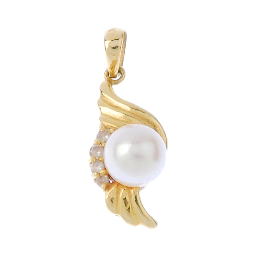 (174110) A cultured pearl and diamond pendant. Estimated total diamond weight 0.09ct. Length 2.5cms.