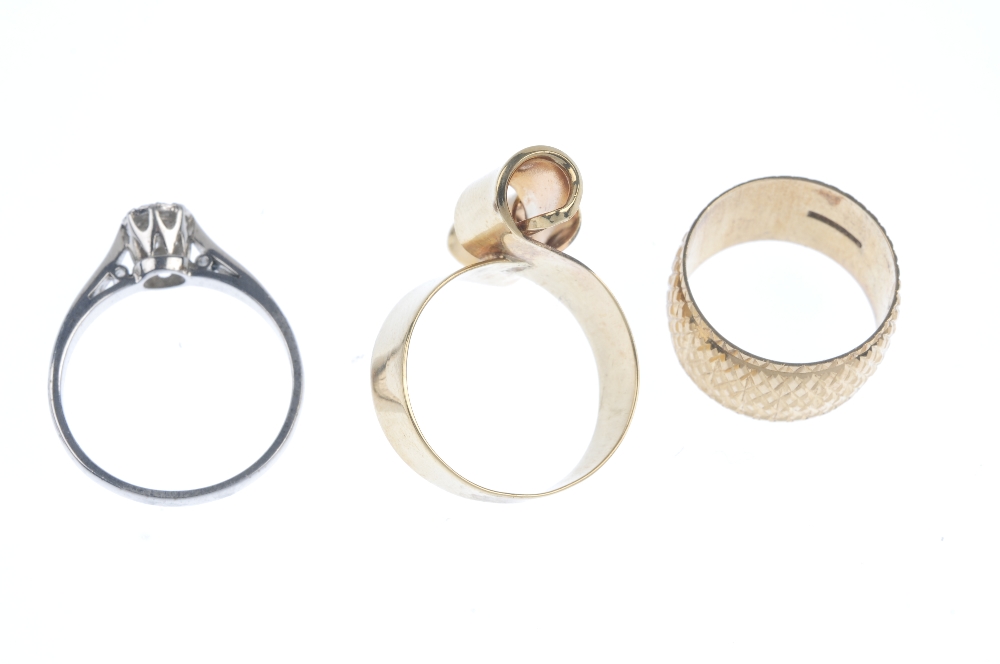 A selection of three 9ct gold rings. To include a brilliant-cut diamond single-stone ring, a - Image 3 of 3