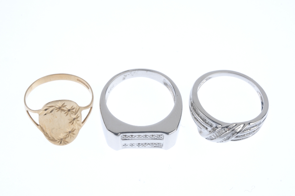 A selection of three 9ct gold rings. To include a diamond panel ring, a diamond dress ring, together - Image 2 of 3