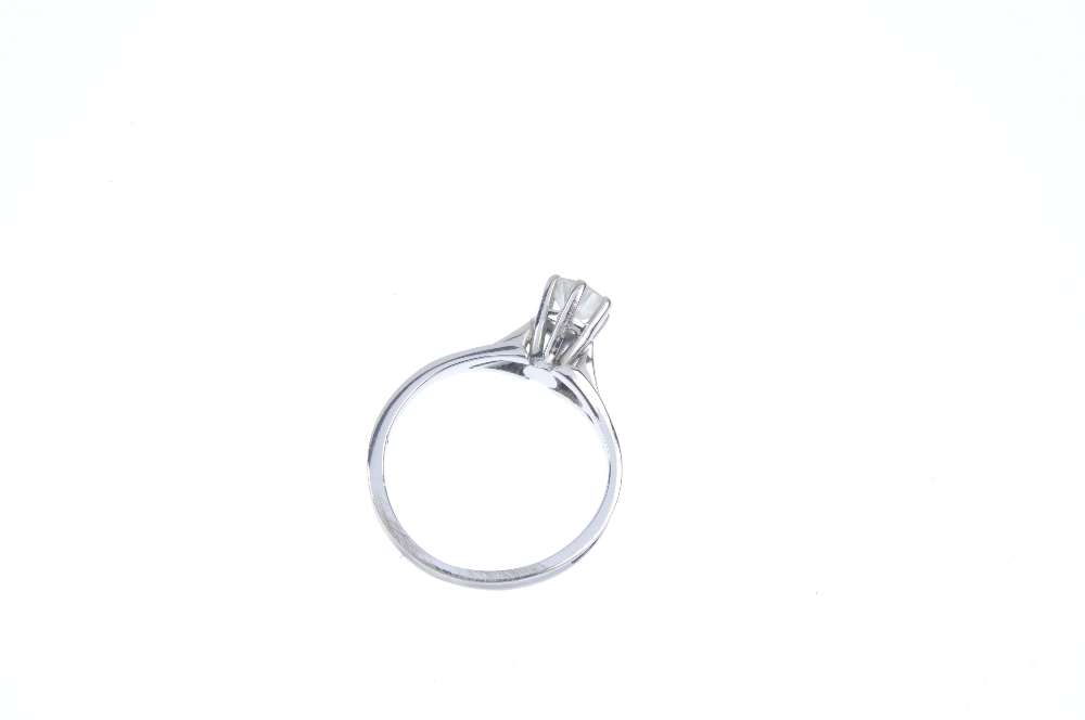 A diamond single-stone ring. The brilliant-cut diamond within a raised claw setting, to the - Image 3 of 3