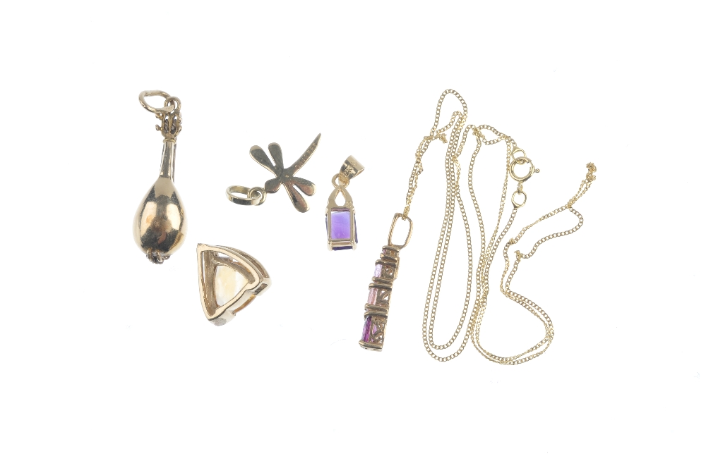 A selection of five mostly gem-set pendants. To include a 9ct gold graduated pink sapphire, topaz - Image 2 of 2
