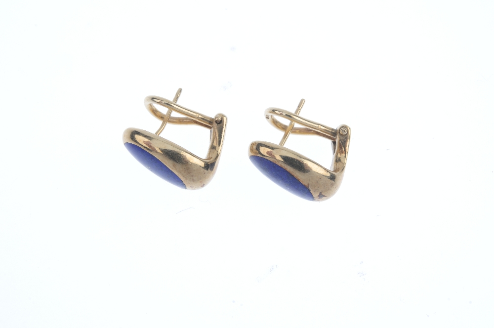 A pair of dyed lapis lazuli earrings and pendant set. The earrings each designed as an oval-shape - Image 3 of 3