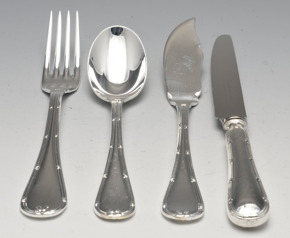 A modern EPNS canteen for twelve place settings and including fish knives and forks, each piece with - Image 4 of 7