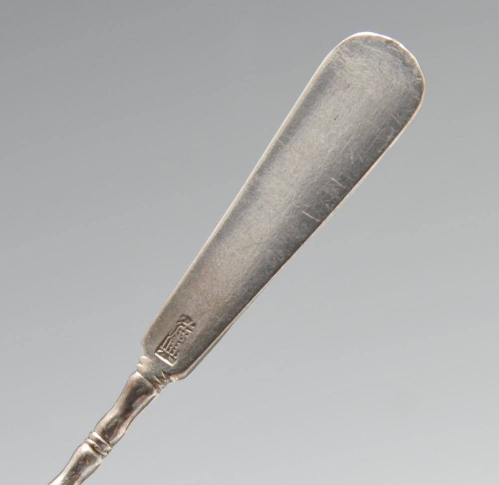 A selection of various George III and later condiment spoons, etc., most examples having - Image 9 of 11