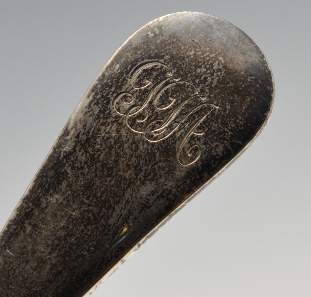 A 1920's silver cheese scoop in Old English style pattern with monogrammed terminal. Hallmarked - Image 3 of 3