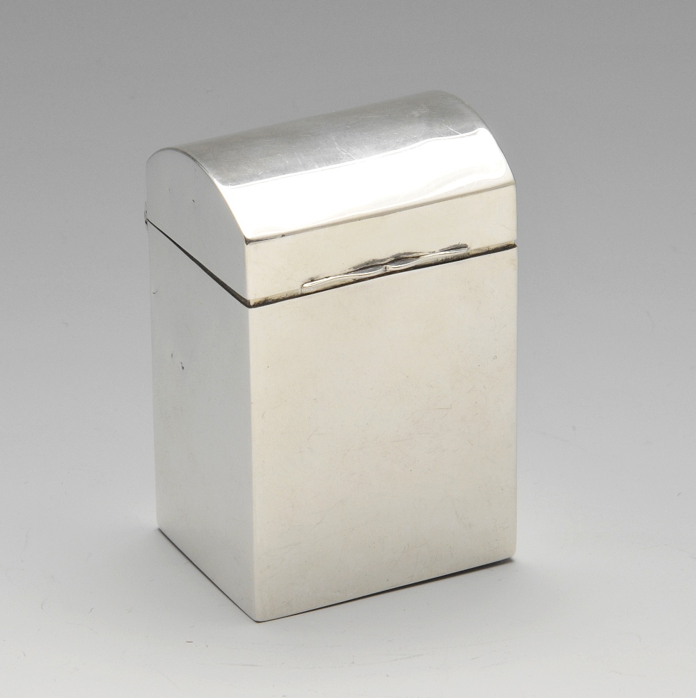 An Edwardian silver playing card box, the plain rectangular form with domed and hinged lid opening