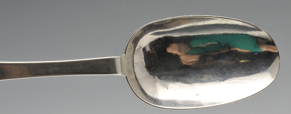 A Queen Anne silver Trefid spoon with initialled reverse terminal. Hallmarked William Scarlett, - Image 6 of 7